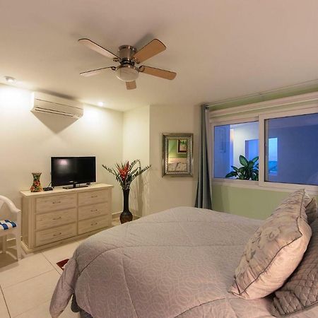 Breathtaking Villa Magna Beachfront Condo, 3 Bedrooms Sleeps 6ヌエボ・バジャルタ エクステリア 写真