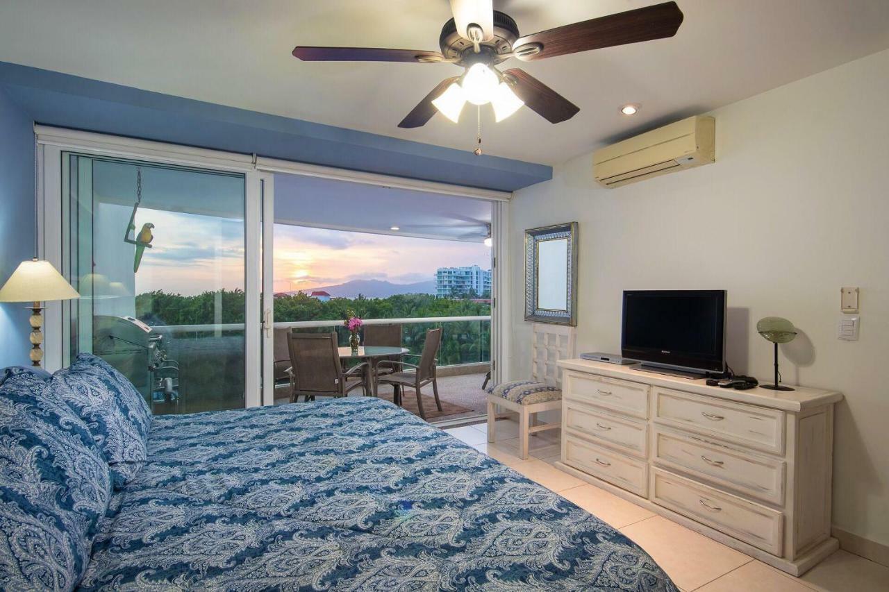 Breathtaking Villa Magna Beachfront Condo, 3 Bedrooms Sleeps 6ヌエボ・バジャルタ エクステリア 写真